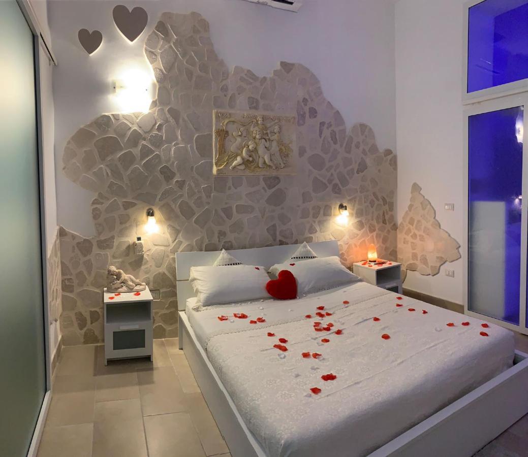 V&M Suite Con Jacuzzi Ostuni Eksteriør billede